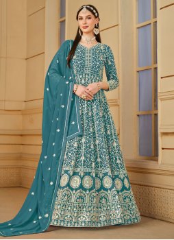 Embroidered Faux Georgette Salwar Kameez in Turquoise