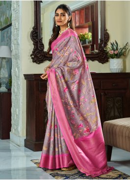 Floral Print Handloom silk Classic Saree in Grey and Pink