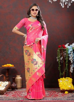 Lively Silk Pink Classic Saree