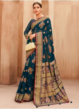 Magnetic Morpeach  Weaving Designer Saree