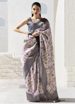 Resplendent Grey and Pink Border Classic Saree